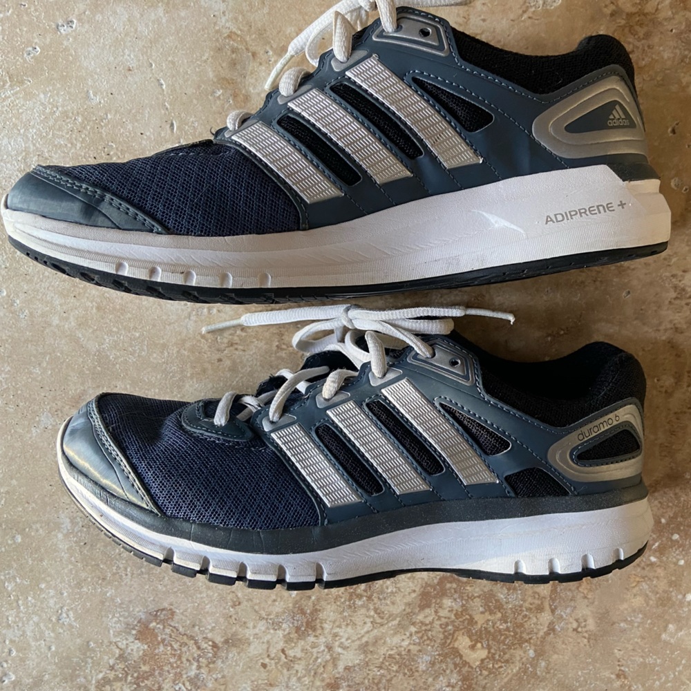 WOMEN ADIDAS DURAMO 6 RUNNING SHOES SIZE 6.5